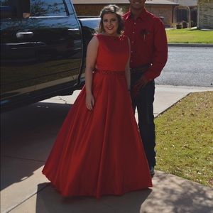 ❤️ Sherri Hill Prom Dress ❤️
